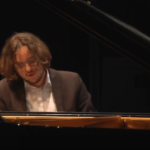 Kolejny sukces pianisty z Bochni. Jakub Kuszlik w Top of The World