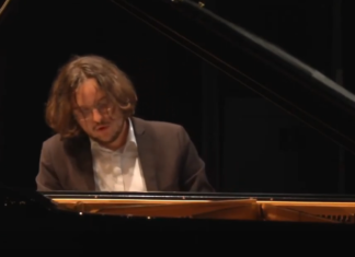 Kolejny sukces pianisty z Bochni. Jakub Kuszlik w Top of The World