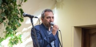Były dyrektor Jan Truś wygrał w sądzie pracy z wójtem Markiem Bzdekiem