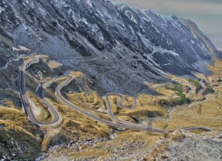 Muzealna Akademia Historyczna: Droga Transfogaraska i zamek Draculi