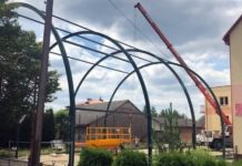 W Dziewinie powstaje namiotowa hala sportowa