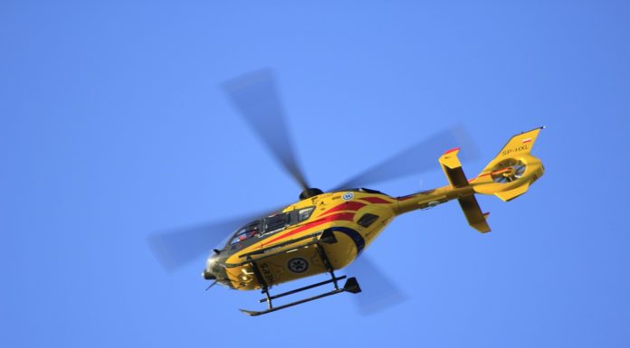 Łapanów. 16-latek podczas imprezy skoczył z tarasu