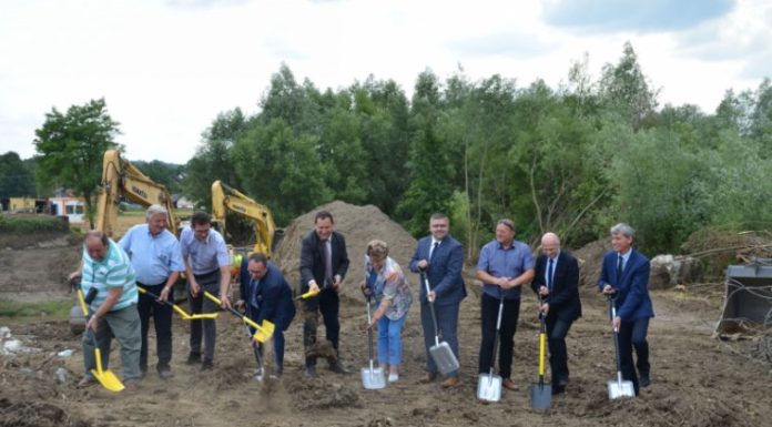 Ruszyła budowa mostu w Wieruszycach – ZDJĘCIA