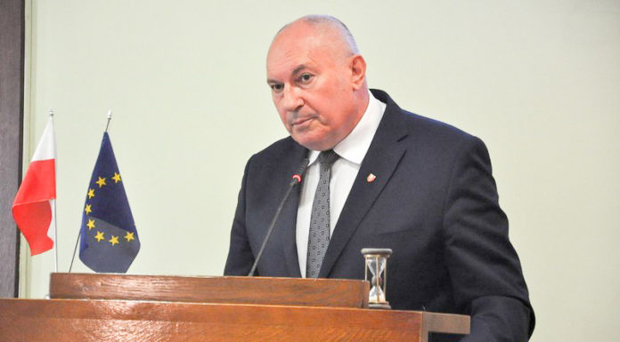 Burmistrz Bochni z absolutorium za 2018 rok. Decyzja niejednogłośna