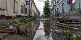 Archeologiczne zabytki po raz kolejny pod wodą – ZDJĘCIA