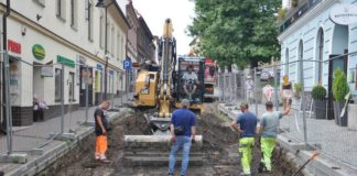 Rewitalizacja. Wznowiono prace na pl. św. Kingi – ZDJĘCIA i WIDEO