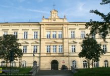 Burza o plan lekcji. Dyrektor I LO w Bochni wyjaśnia: „Pracujemy tak od 30 lat”