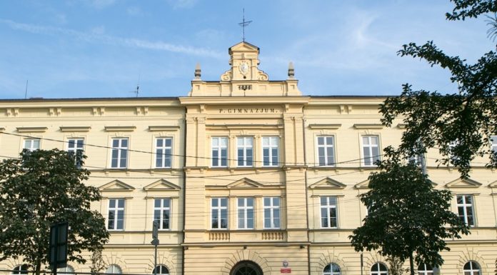 Burza o plan lekcji. Dyrektor I LO w Bochni wyjaśnia: „Pracujemy tak od 30 lat”