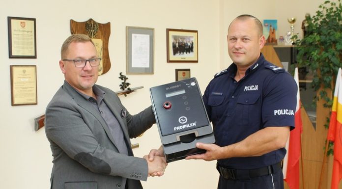 Brzesko. Magistrat kupił policji alkomat