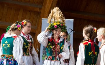 Już w niedzielę na Uzborni zagości folklor i pyszne jedzenie