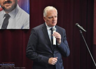 Bochnia. Wicepremier Gowin o zapowiedzi podwyższenia pensji minimalnej