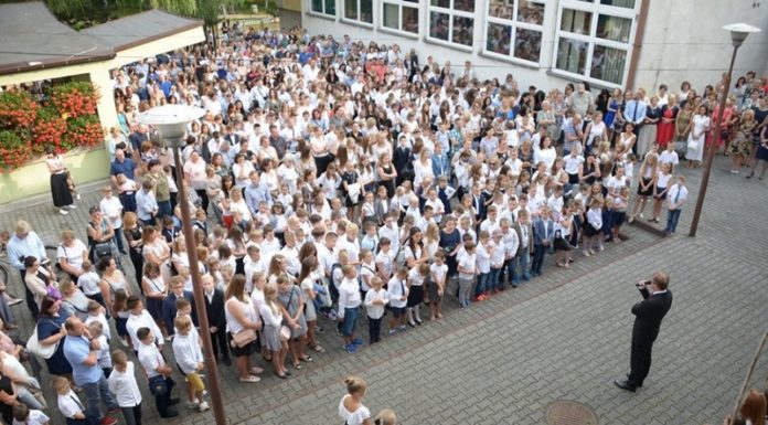 Bochnia. „Pierwszy dzwonek” w szkołach podstawowych – ZDJĘCIA