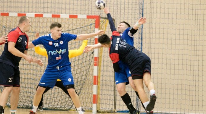 Ręczna: Wygrana MOSiR i pierwsze punkty