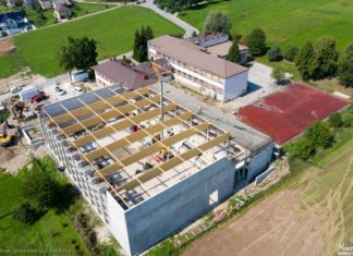 Łapczyca. Podpisano umowę na II etap budowy hali sportowej