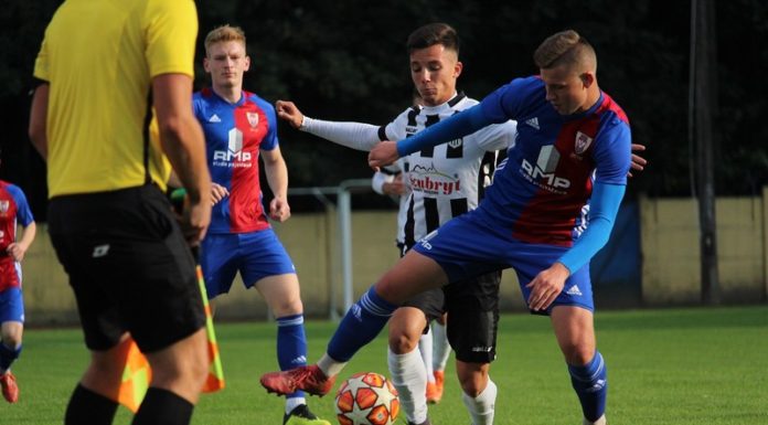 Piłka Nożna. BKS górą w meczu na szczycie