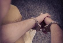 23-latek poszukiwany trzema listami gończymi w rękach bocheńskich policjantów. Ukrywał się 3 lata