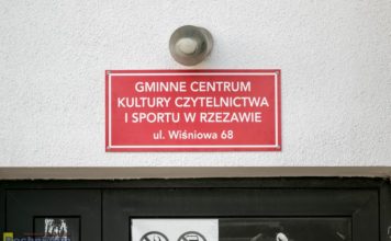 Kontrowersje w Rzezawie. Żona wójta została zastępcą dyrektora w ośrodku kultury