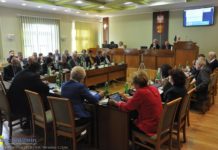 Bochnia. Przegłosowano zmiany w budżecie. Są pieniądze na remont „Orlika”