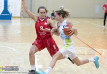 2. liga koszykówki. Czwarte zwycięstwo! Niepokonane bochnianki liderem tabeli