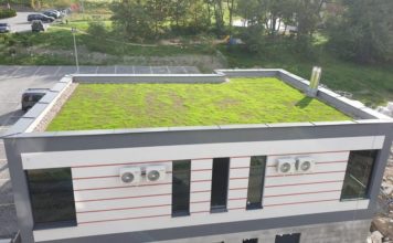 Pierwszy zielony dach w Bochni powstał na os. Panorama