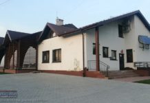 Rzezawa. Dyrektor ośrodka kultury tłumaczy zatrudnienie żony wójta