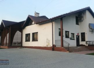 Rzezawa. Dyrektor ośrodka kultury tłumaczy zatrudnienie żony wójta