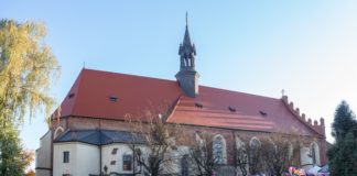 Pielgrzymka strażaków do Sanktuarium w Bochni – ZDJĘCIA