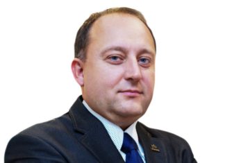 Radosław Macoń o PiS: „Warto głosować na Konfederację – my ich przypilnujemy” – WYWIAD