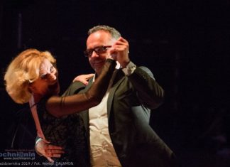 Wójt Marek Bzdek porwany do tańca – WIDEO