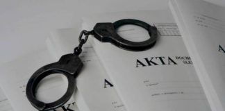 Handlował smartfonami w internecie. Oszukał 185 osób!