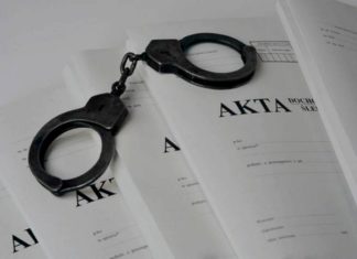 Handlował smartfonami w internecie. Oszukał 185 osób!