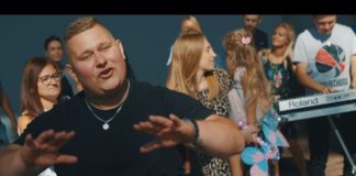 „Baw się z nami”. Zespół Traffic z Sobolowa nagrał klip w Parku Uzbornia – WIDEO