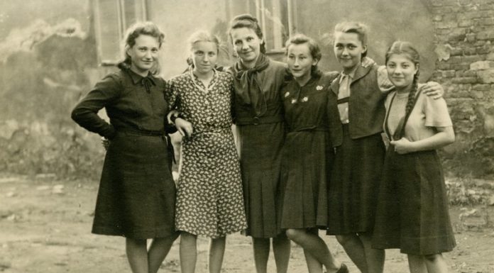 W niedzielę spacer po cmentarzu: „Do grobów nauczycieli tajnego nauczania”