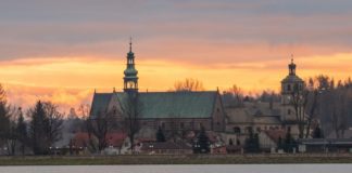 PTTK zaprasza na wycieczkę „Czarujące Świętokrzyskie”