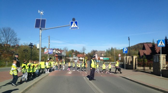 Szkoła w Rajbrocie po raz kolejny w projekcie „Odblaskowa Szkoła”