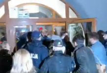 Bochnia. Lokalny PiS tłumaczy się z organizacji spotkania z premierem. Dlaczego nie odbyło się w Oratorium?