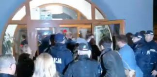 Bochnia. Lokalny PiS tłumaczy się z organizacji spotkania z premierem. Dlaczego nie odbyło się w Oratorium?