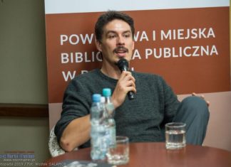 Biblioteka: Spotkanie z Tomaszem Michniewiczem – ZDJĘCIA