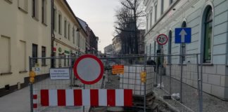 Rewitalizacja. Burmistrz o pl. św. Kingi: „Trudno mi powiedzieć, kiedy to skończymy”