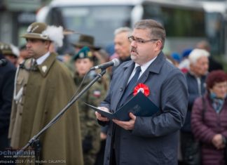 Święto Niepodległości. Starosta nawiązał do artykułu w Bochnianin.pl i złożył ważną deklarację