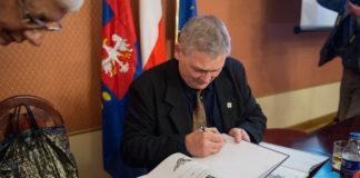 Bochnia. Promocja książki o generale Jerzym Dobrodzickim – ZDJĘCIA