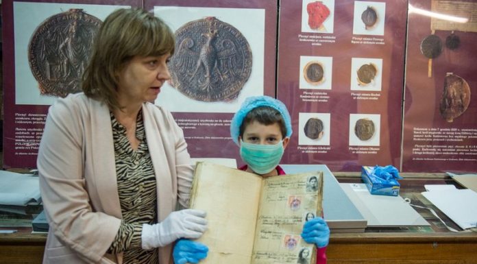 Bochnia. „Halo, tu Archiwum!” – warsztaty edukacyjne – ZDJĘCIA