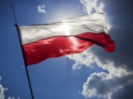 Dzień Flagi i historia opowiedziana przez Czytelnika z Bochni