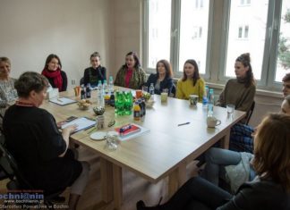 Pracownicy OiK szkolili się pod okiem szefowej Niebieskiej Linii