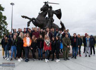 „Dziedzictwo Kresów Wschodnich”. Uczniowie ZS Nr 1 z wizytą na Litwie