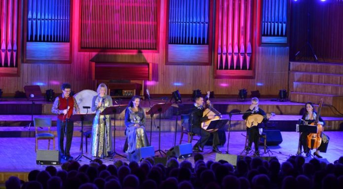 Kłaj. W piątek koncert Jacka Wójcickiego i Camerata Cracovia