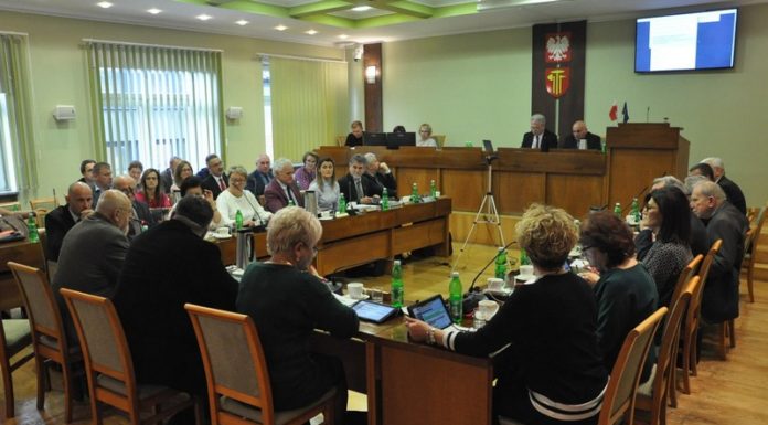 Kolejne zmiany w budżecie Bochni. Prawie 1,3 mln zł na podwyżki dla nauczycieli