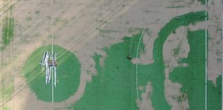 Tężnia i teren wokół: tak wygląda boisko do piłki ręcznej ze sztuczną trawą – WIDEO