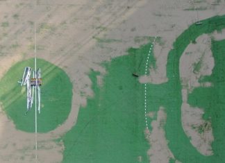 Tężnia i teren wokół: tak wygląda boisko do piłki ręcznej ze sztuczną trawą – WIDEO