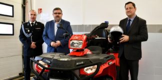 Powiat przekazał sprzęt za 60 tys. zł dla 20 OSP – ZDJĘCIA